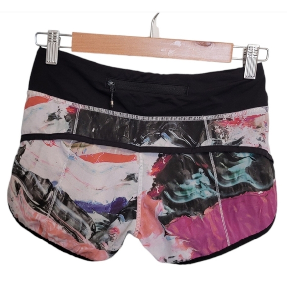 Lululemon Run Speed Shorts *4-way Stretch in Pigment Wave Multi / Black - Picture 10 of 13